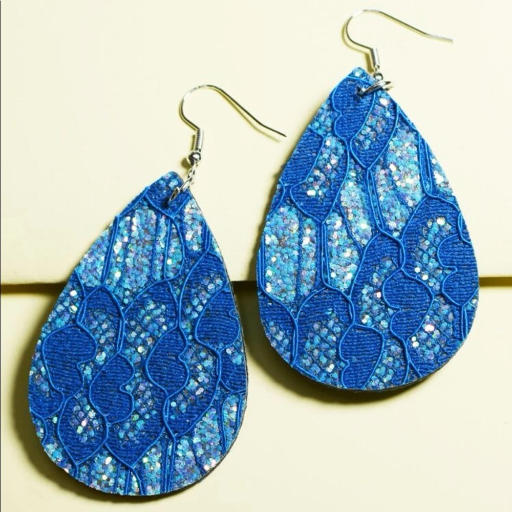 5/$25 NWT Boutique Lace & Glitter • Dazzling Blue Boho Earrings • Two Toned